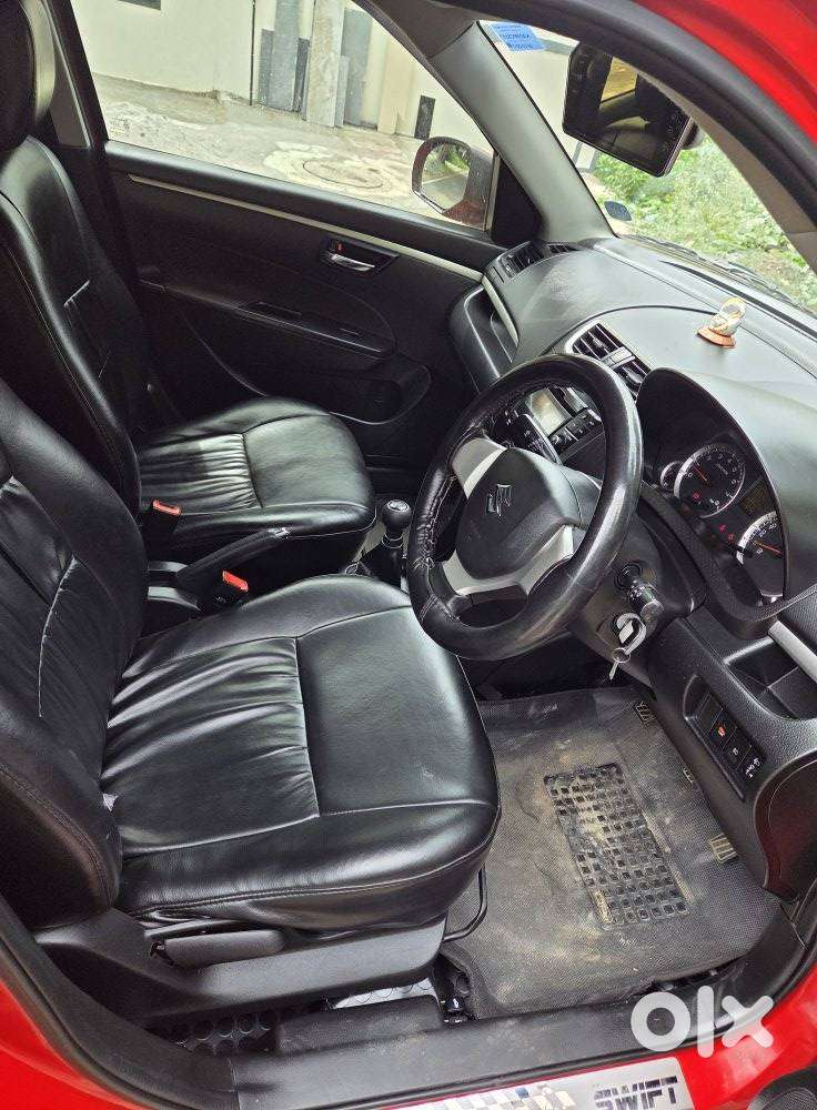 Maruti Suzuki Swift Vxi + Manual, 2017, Petrol
