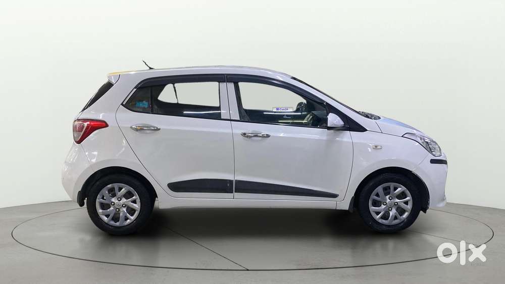 Hyundai Grand I10 Sportz 1.2 Kappa Vtvt, 2017, Petrol
