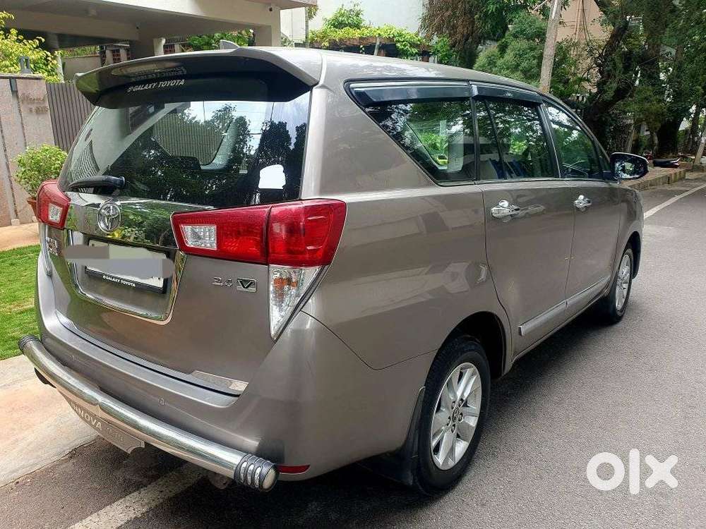 Toyota Innova Crysta 2.4 V, 2017, Diesel