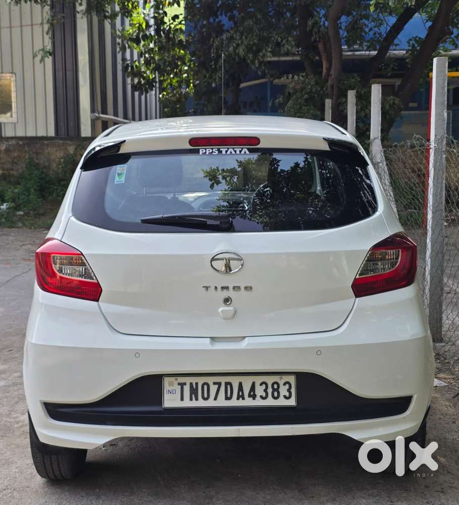 Tata Tiago 1.2 Revotron Xza, 2022, Petrol