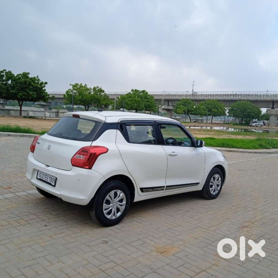 Maruti Suzuki Swift Vxi, 2022, Petrol