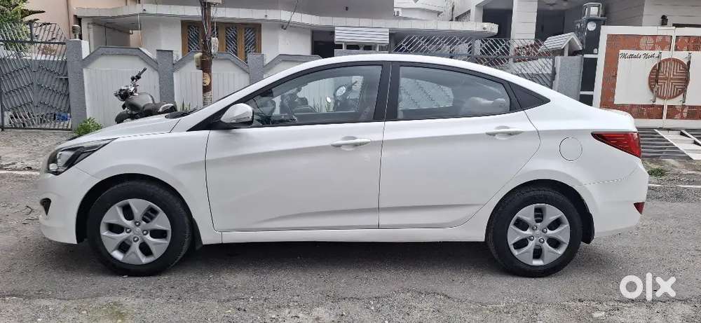 Hyundai Verna Fluidic 2017 53400 Km