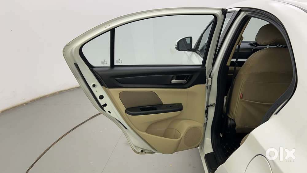 Honda Amaze Vx 1.2 Petrol Mt, 2022, Petrol