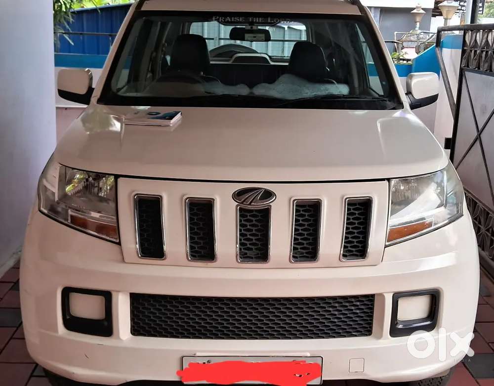 Mahindra Tuv 300 2015 Diesel Well Maintained