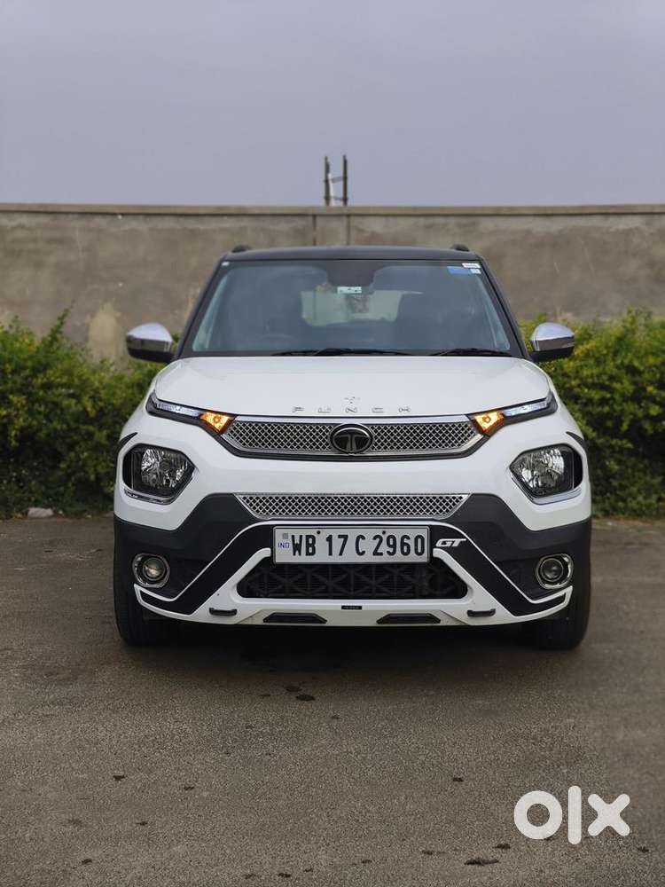 Tata Punch Adv+s 2025