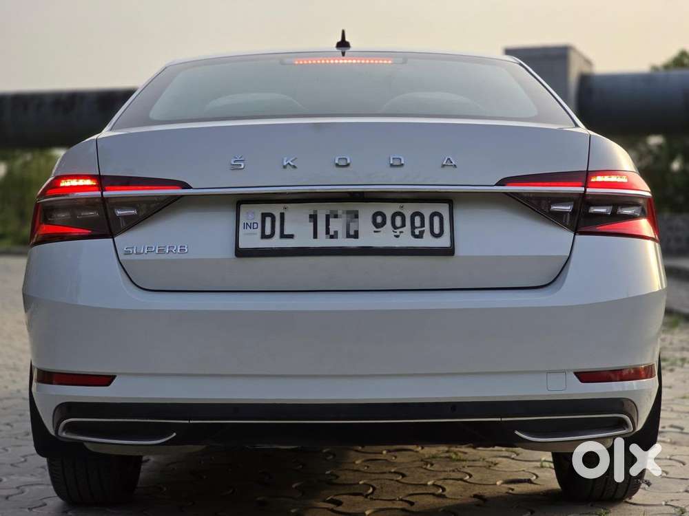 Skoda Superb 2.0 Tsi At L&k, 2021, Petrol