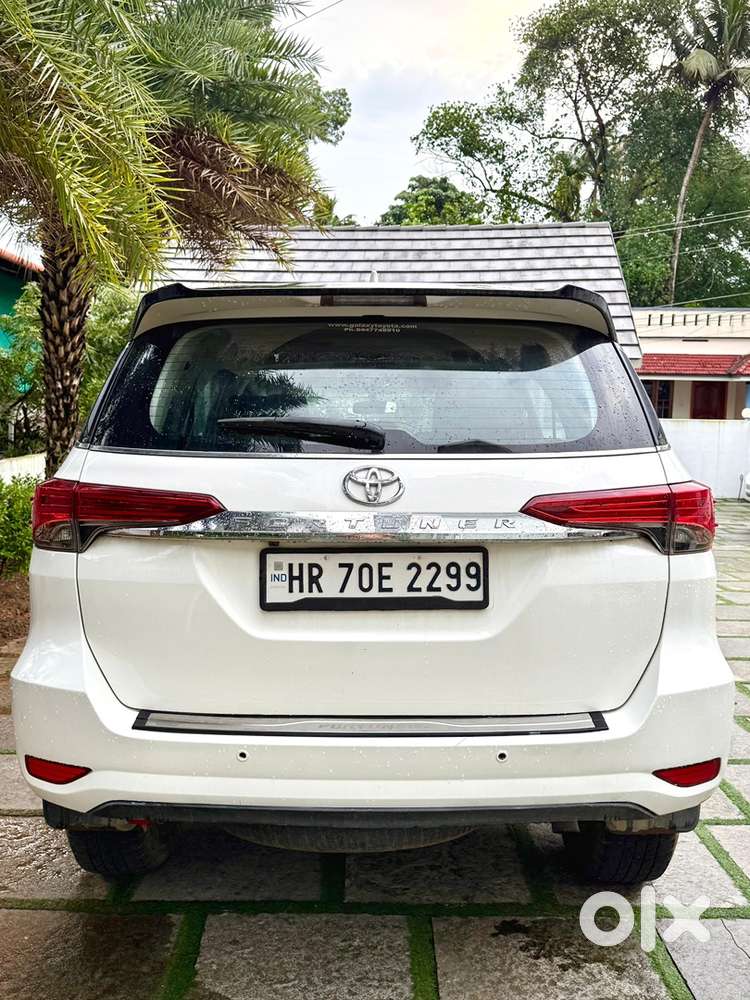 Only 55000 Kilometers Dual Tone Toyota Fortuner Diesel 2018