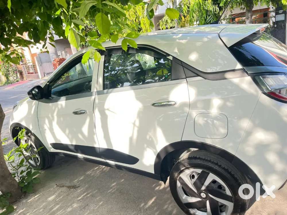 Tata Nexon 2018 Diesel 80000 Km Driven