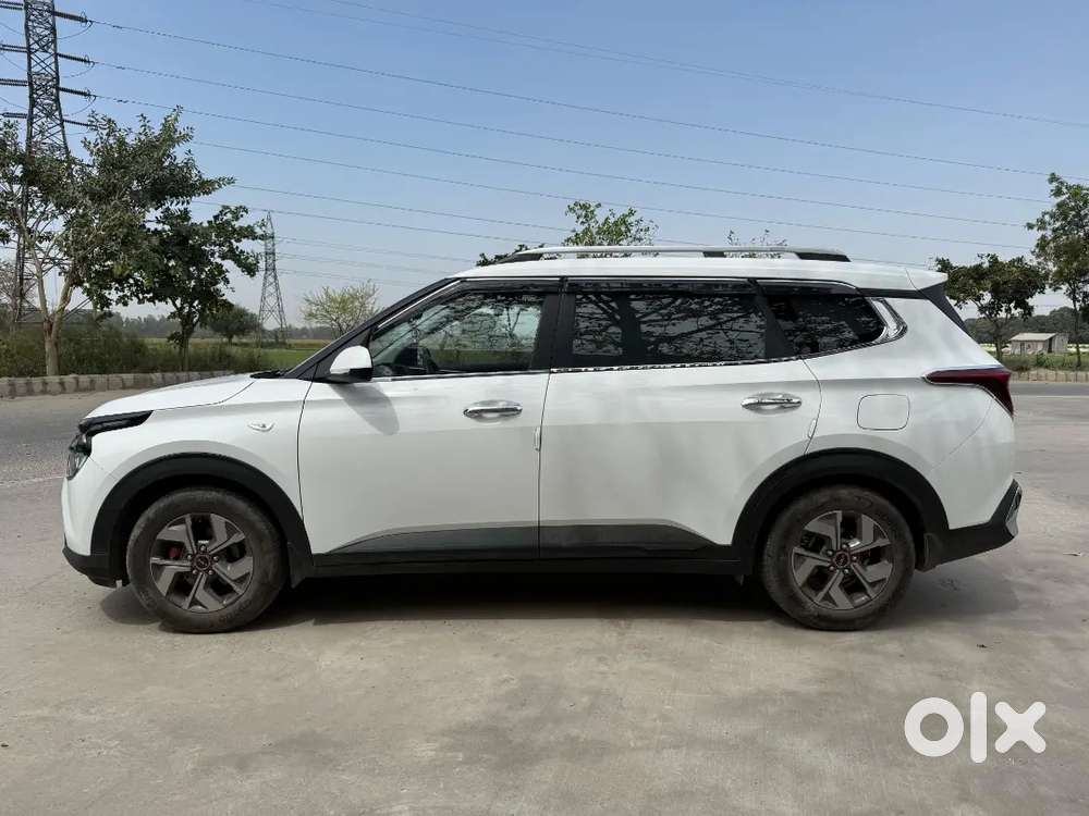 Kia Carens 2023 Cng & Hybrids 42000 Km Driven