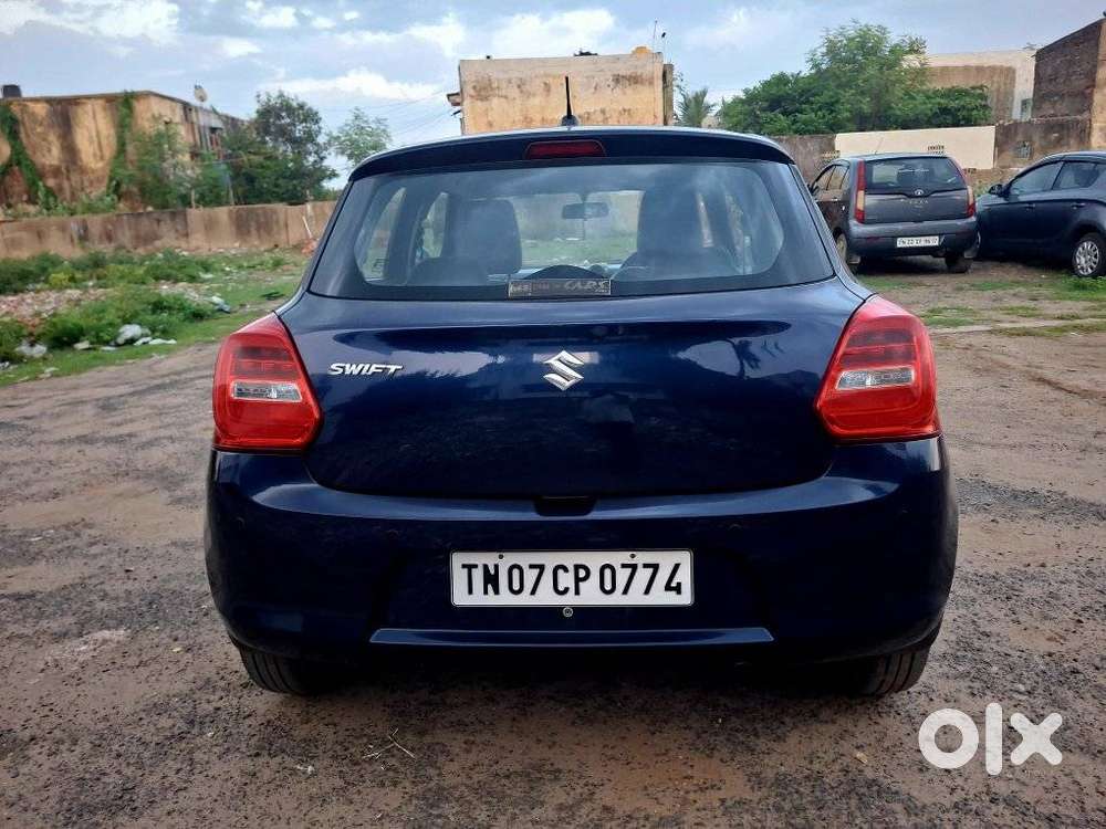 Maruti Suzuki Swift Vxi + Manual, 2018, Petrol