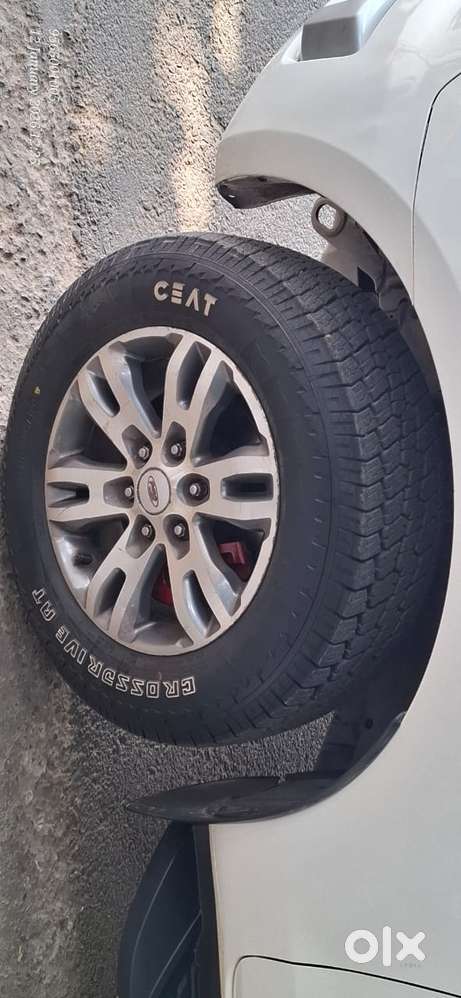 Ford Endeavour 2.2 Titanium At 4x2, 2016, Diesel