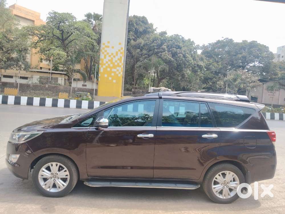 Toyota Innova Crysta 2.8 Zx At 7 Seater, 2017, Diesel