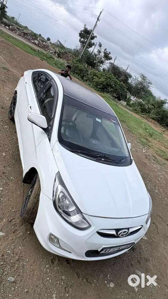 Hyundai Verna Diesel Manual 2011 Model