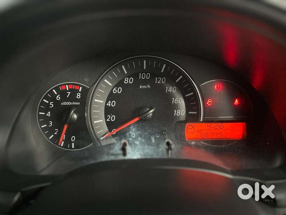 Nissan Micra 2012-2017 Xv Cvt, 2017, Petrol