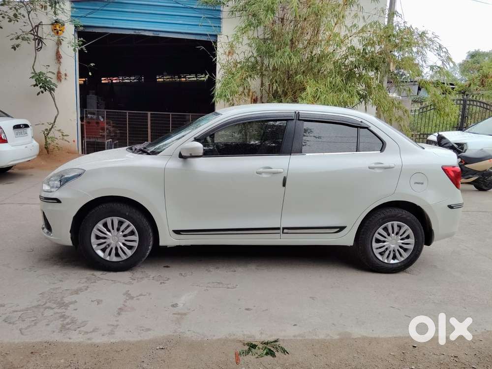Maruti Suzuki Swift Dzire 1.3 Vxi, 2022, Petrol