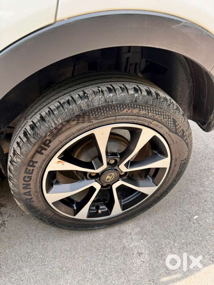 Tata Nexon, 2021, Petrol