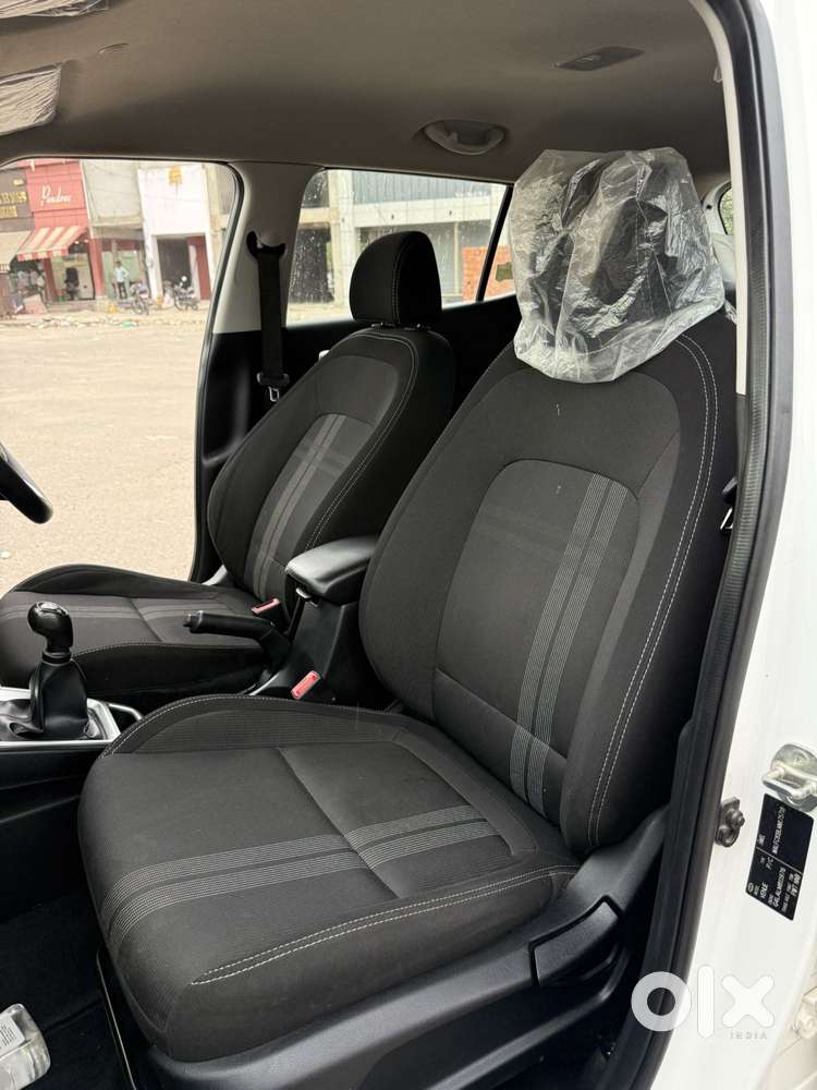 Hyundai Venue S Turbo, 2021, Petrol