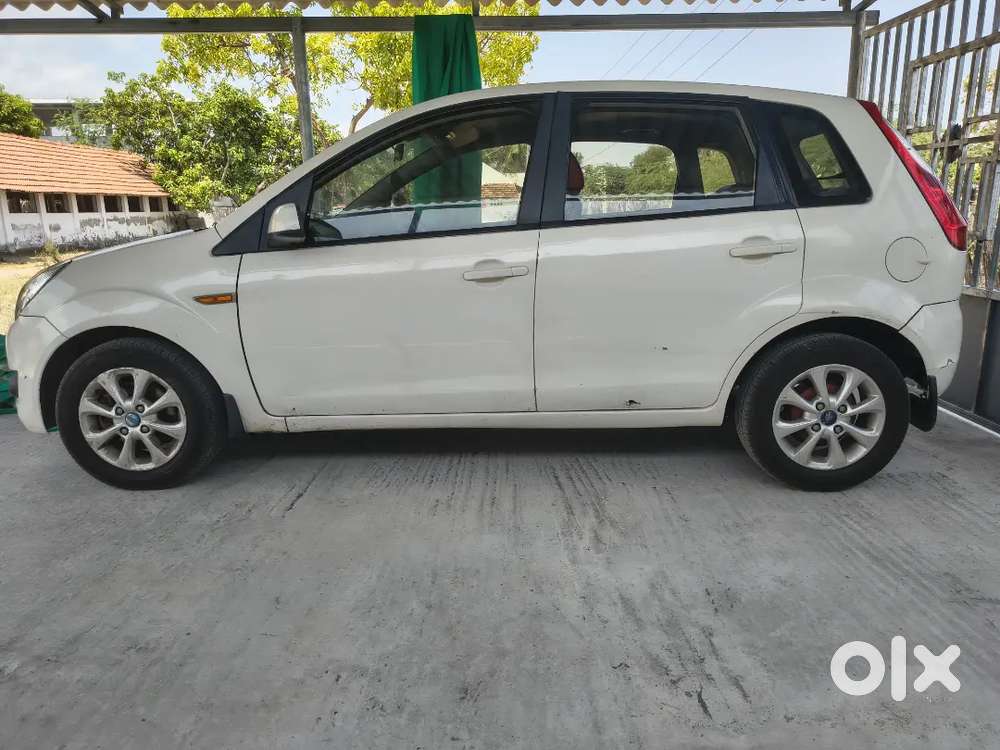 Ford Figo 2012 Diesel 140000 Km Driven