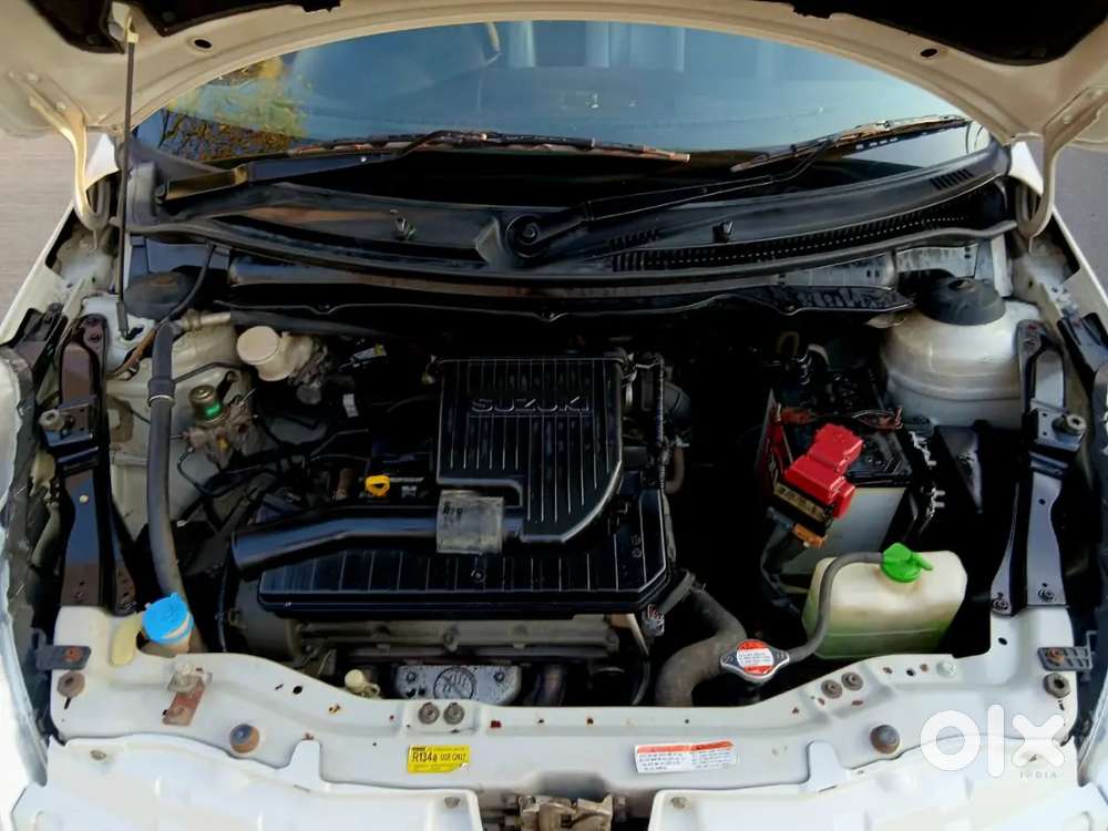 Maruti Suzuki Swift 2012 Petrol