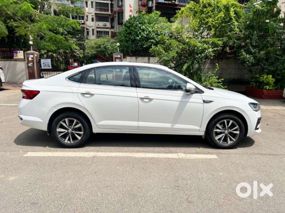 Skoda Slavia 1.0 Tsi Style At, 2023, Petrol