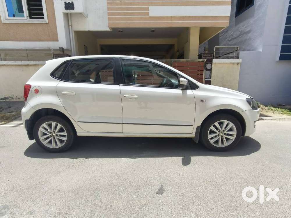 Volkswagen Polo Highline 1.6l Petrol, 2014, Petrol