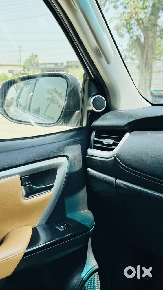 Toyota Fortuner 4x2 At 2.8 Diesel, 2019, Diesel