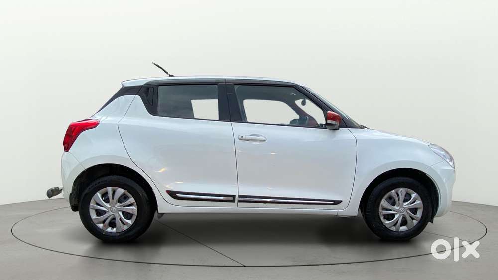 Maruti Suzuki Swift Vxi, 2020, Petrol