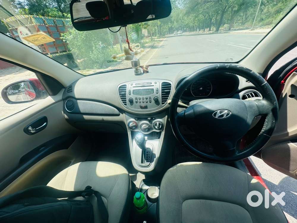Hyundai I10 Automatic Sportz Petrol 2013