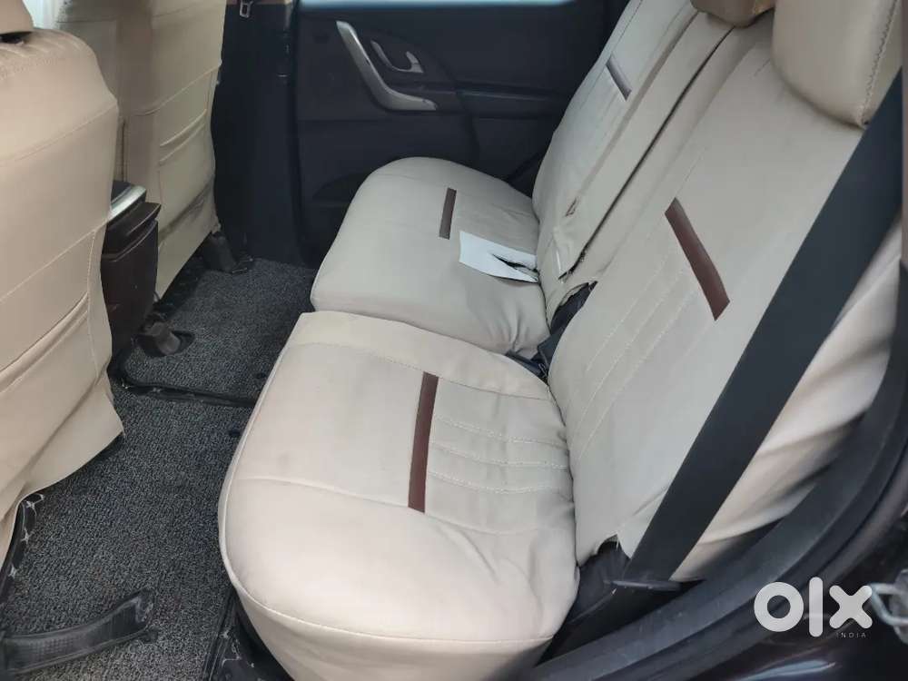 Mahindra Xuv500 2024 Diesel Well Maintained