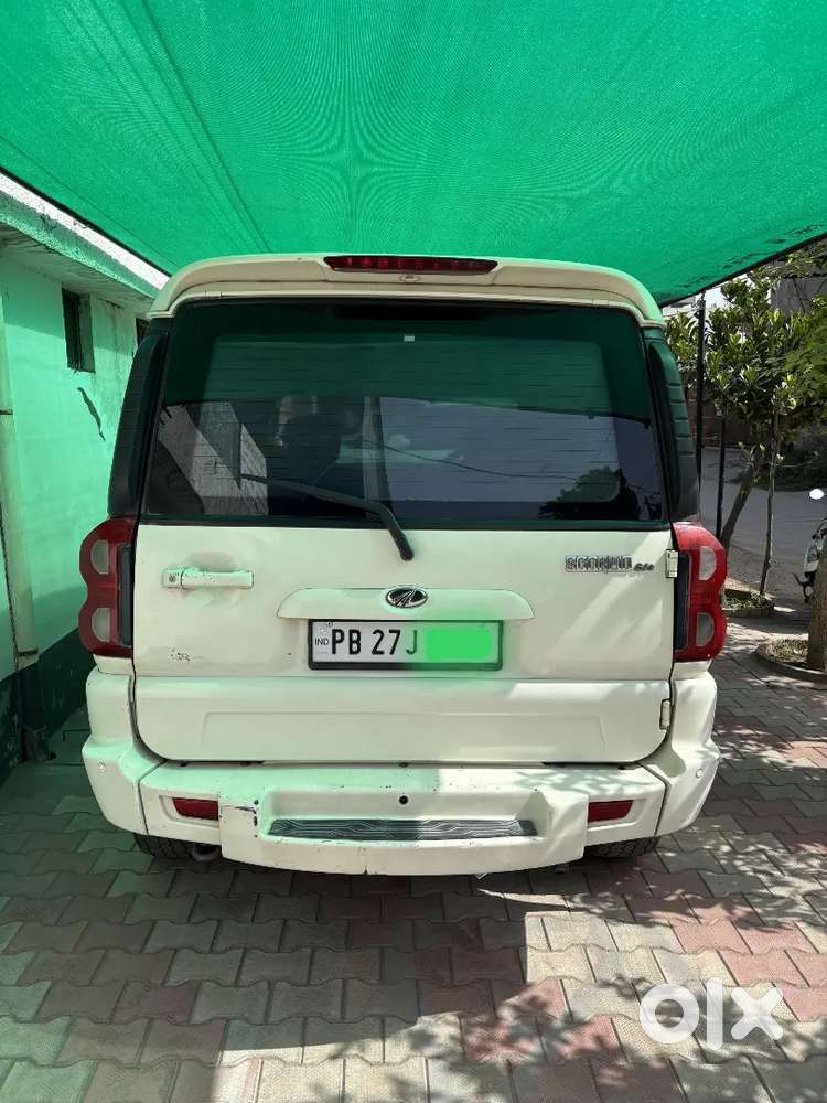 Mahindra Scorpio 2013