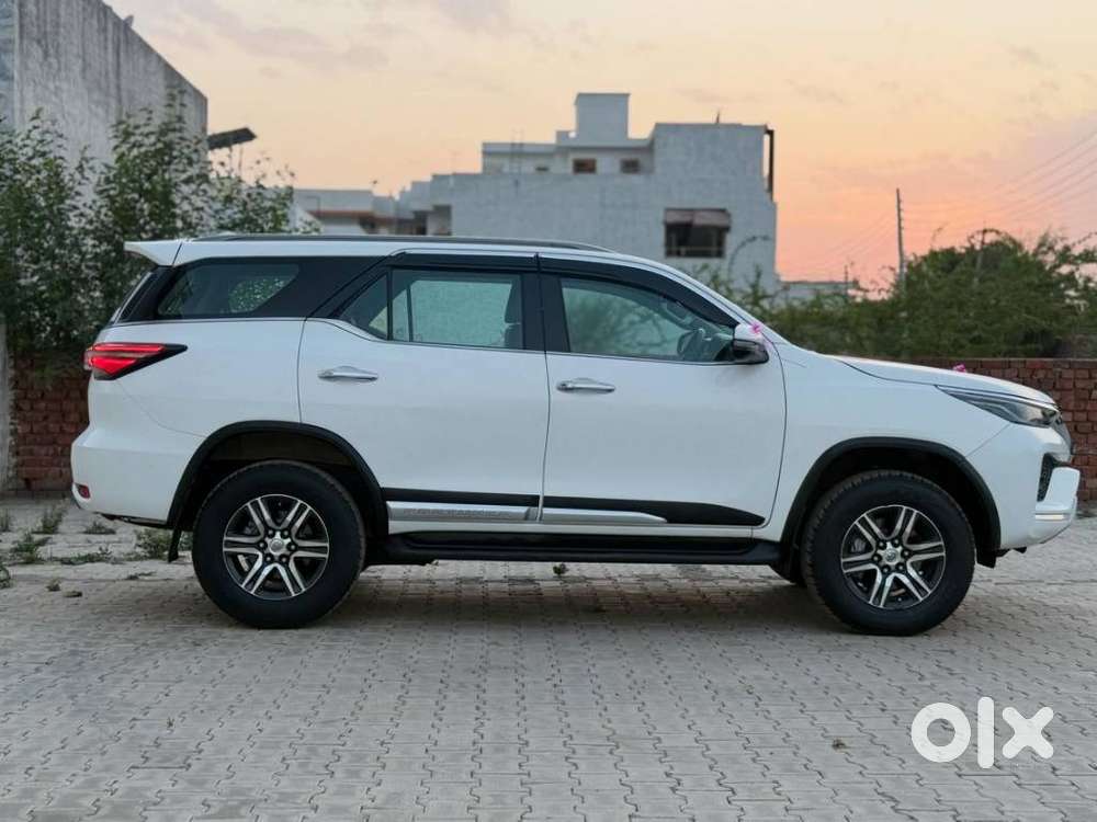 Toyota Fortuner 4x2 At 2.8 Diesel, 2021, Diesel