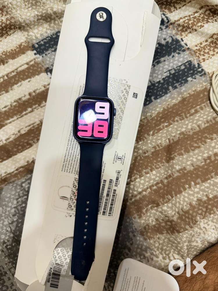 Apple Watch Series 7 45mm GPS cellular Blue Really good condition