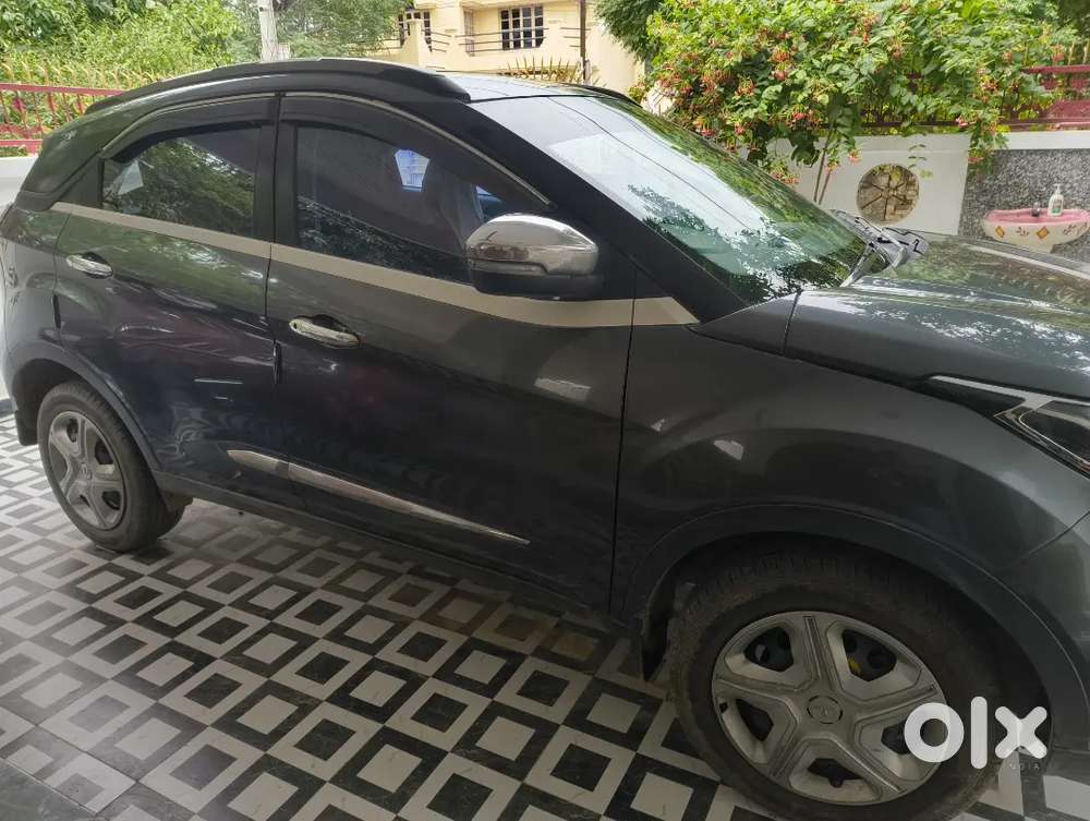 Tata Nexon 2023 With Sunroof 
26 Kmlp Highway Milage