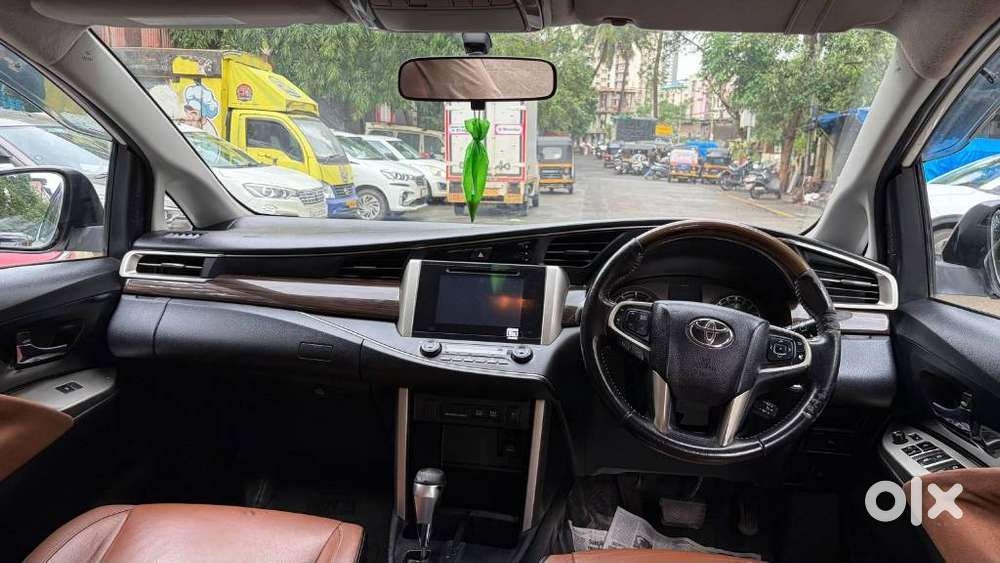 Toyota Innova Crysta 2.8 Z, 2016, Diesel