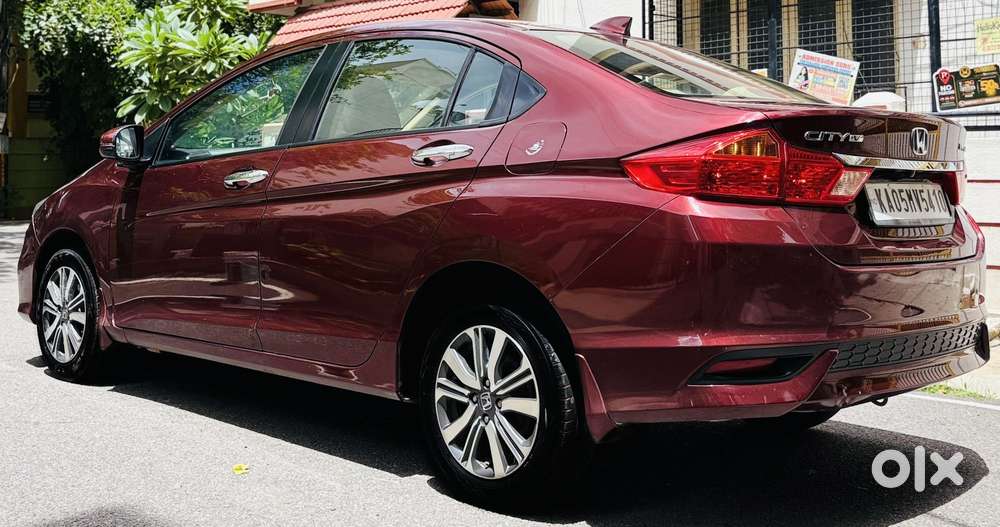 Honda City 1.5 V 4th Gen I-vtec Mt, 2017, Petrol