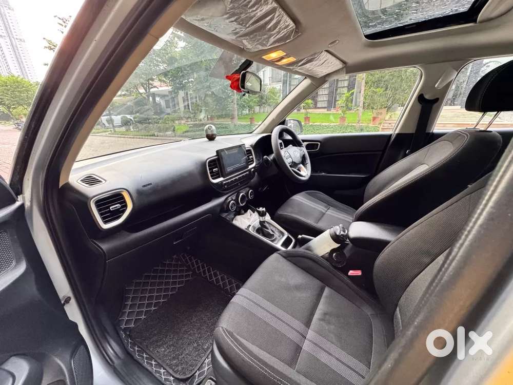 Hyundai Venue 1.0 Sx (o) Turbo Dct, 2019, Petrol