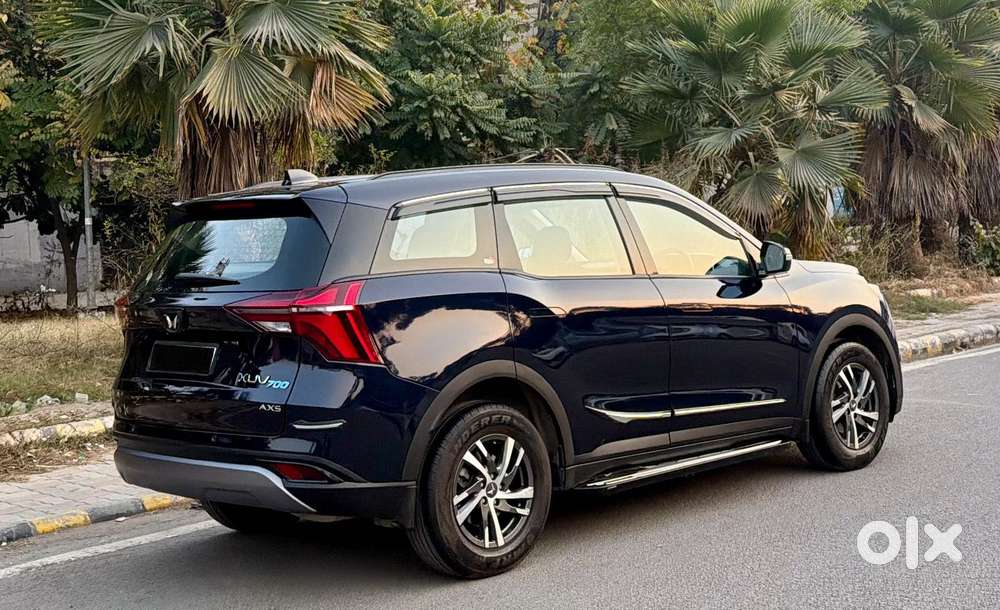 Mahindra Xuv700 2.0 Ax 5 Petrol At Str, 2022, Petrol
