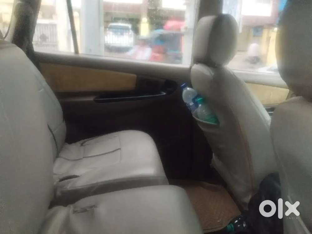 Toyota Innova 2.5 E 2015