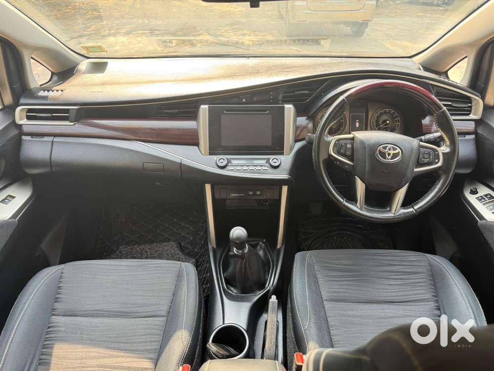 Toyota Innova Crysta