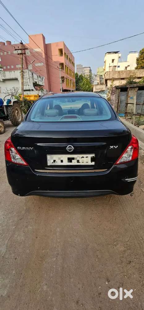 Nissan Sunny 2012 Diesel 110000 Km Driven