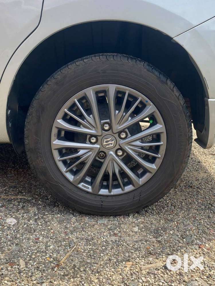 Maruti Suzuki Ertiga Shvs Zdi Plus, 2020, Petrol