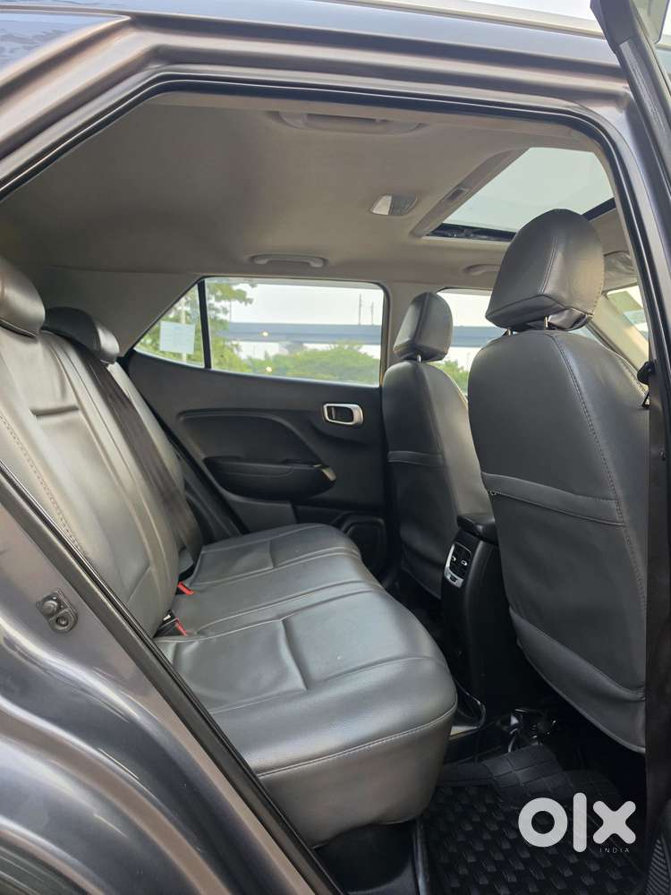 Hyundai Venue 1.0 Sx (o) Turbo Dct, 2019, Petrol