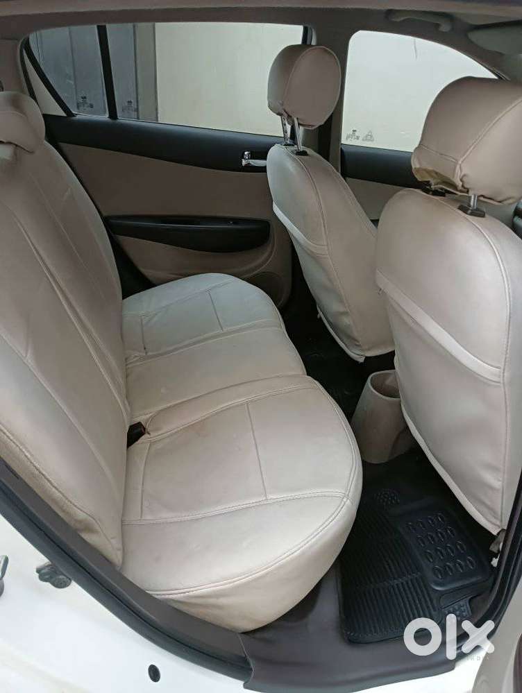 Hyundai I20 1.2 Sportz Option, 2012, Petrol