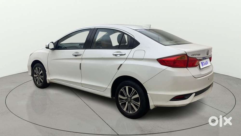 Honda City I-vtec V, 2018, Petrol
