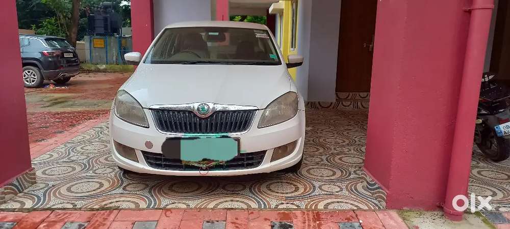 Skoda Rapid Ambition Tdi 2014 Diesel Manual Car