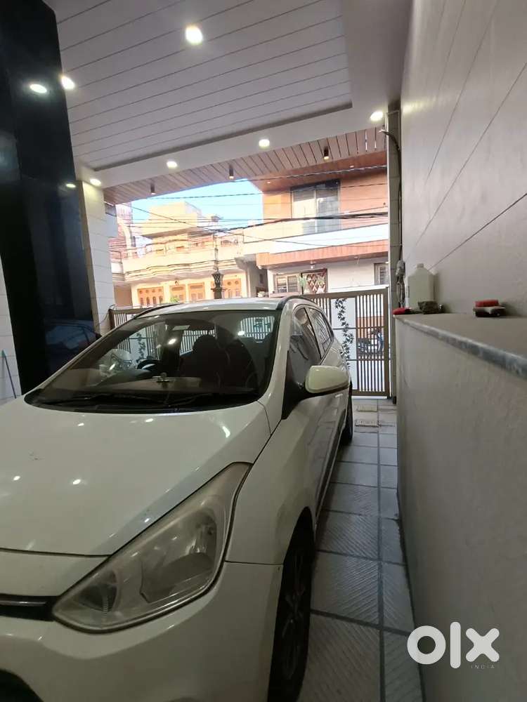 Hyundai Grand I10 2014 Diesel Well Maintained