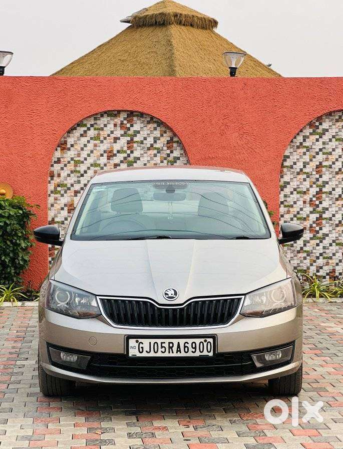 Skoda Rapid 1.5 Tdi Style/1.5 At Style, 2017, Diesel