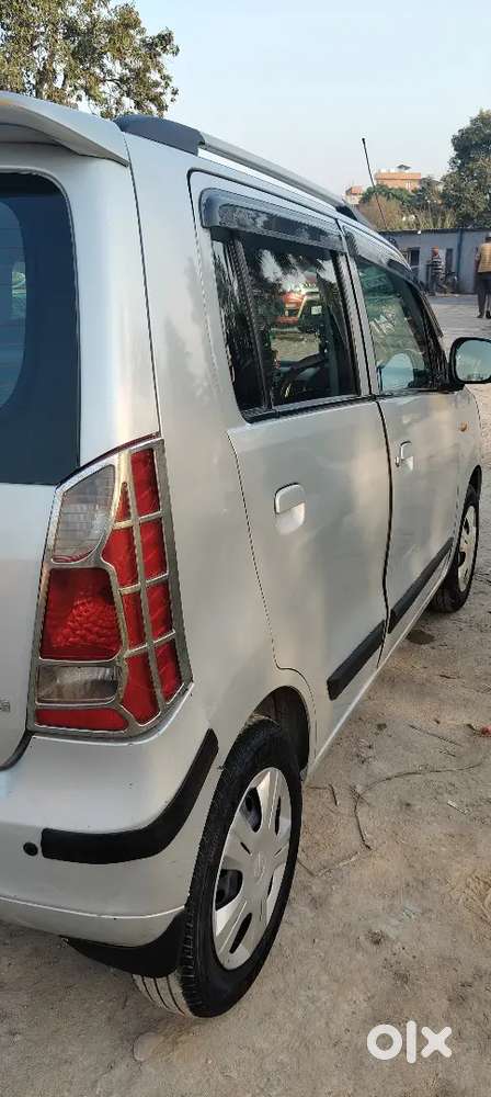 Maruti Suzuki Wagon R 1.0 2015 Petrol 165000 Km Driven New Insurance