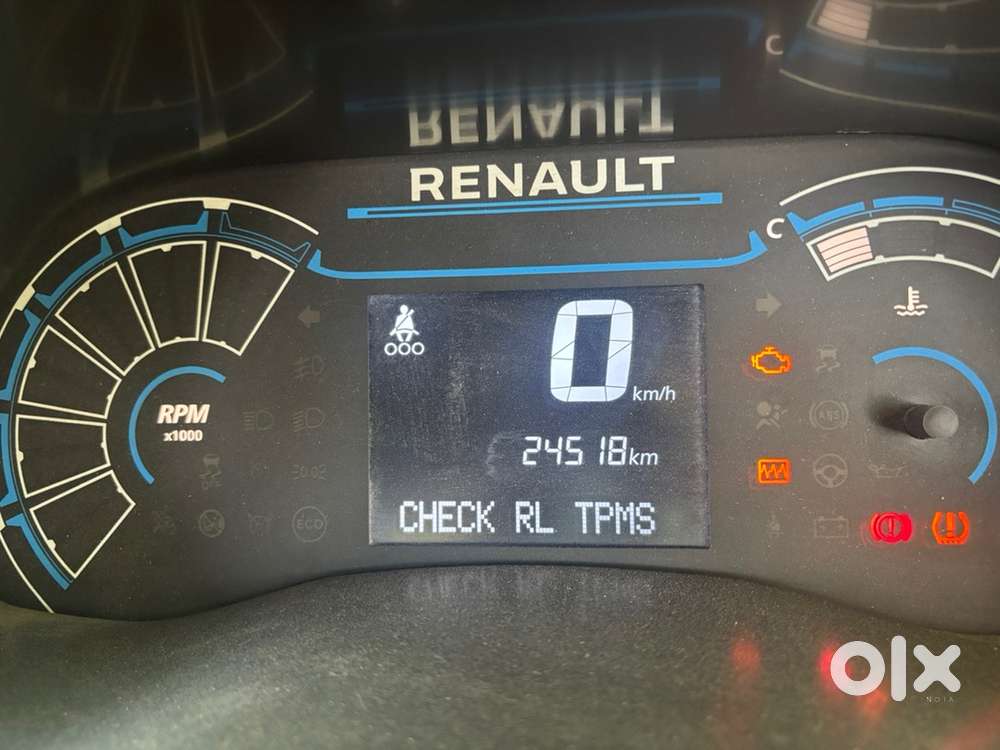 Renault Triber 1.0 Petrol