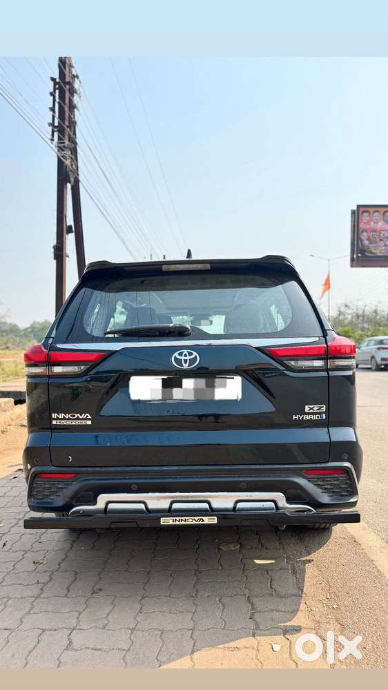 Toyota Innova Hycross 2.0 Zx Hybrid 7 Str, 2023, Petrol